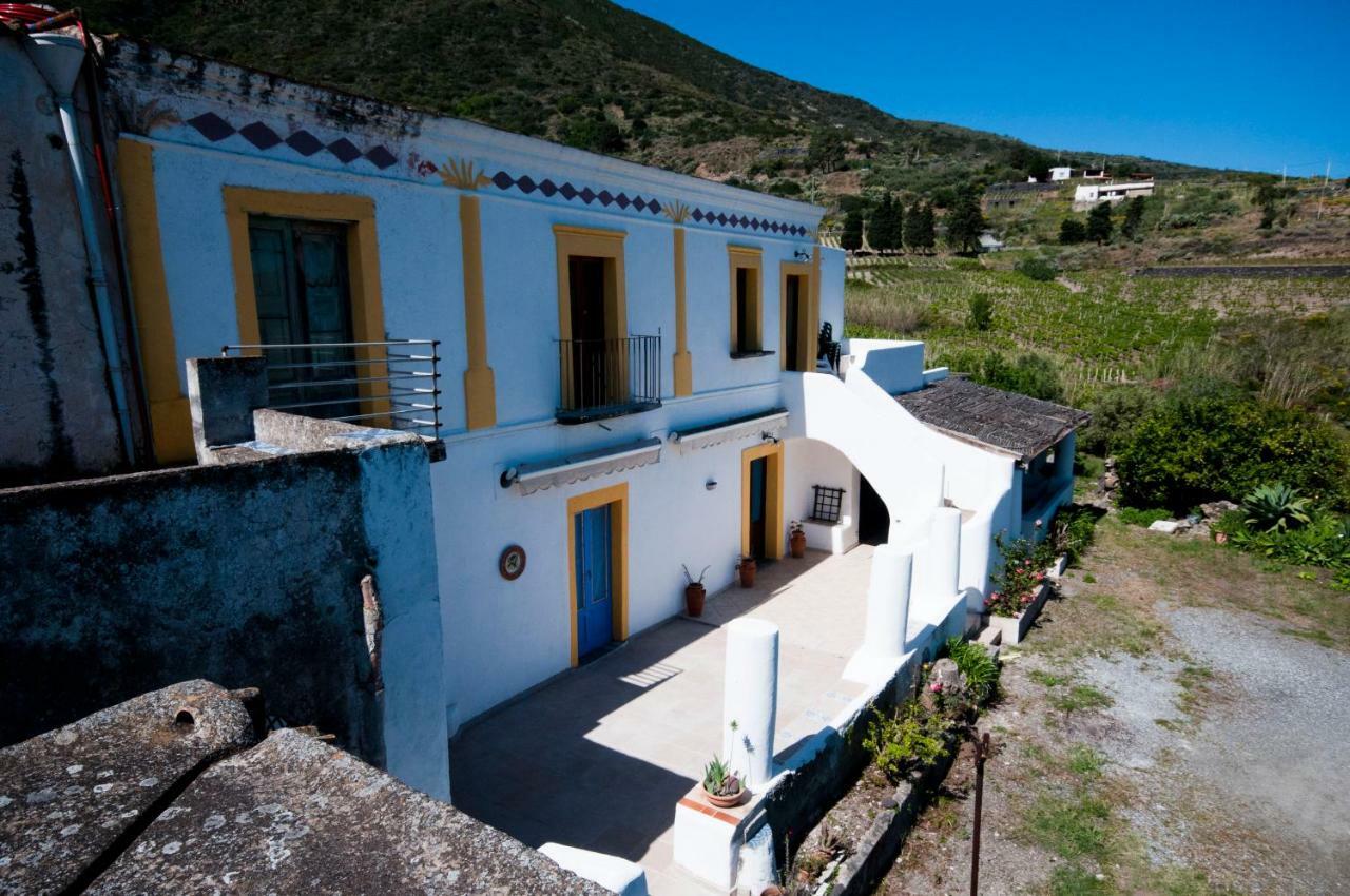 Hotel Casa Vacanze Dell'Avvocato Malfa  Zewnętrze zdjęcie