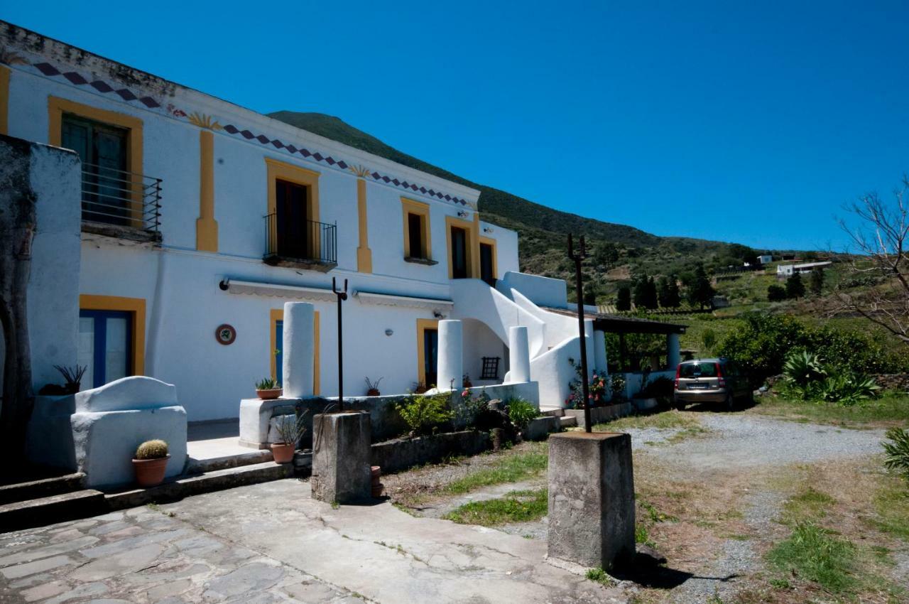 Hotel Casa Vacanze Dell'Avvocato Malfa  Zewnętrze zdjęcie